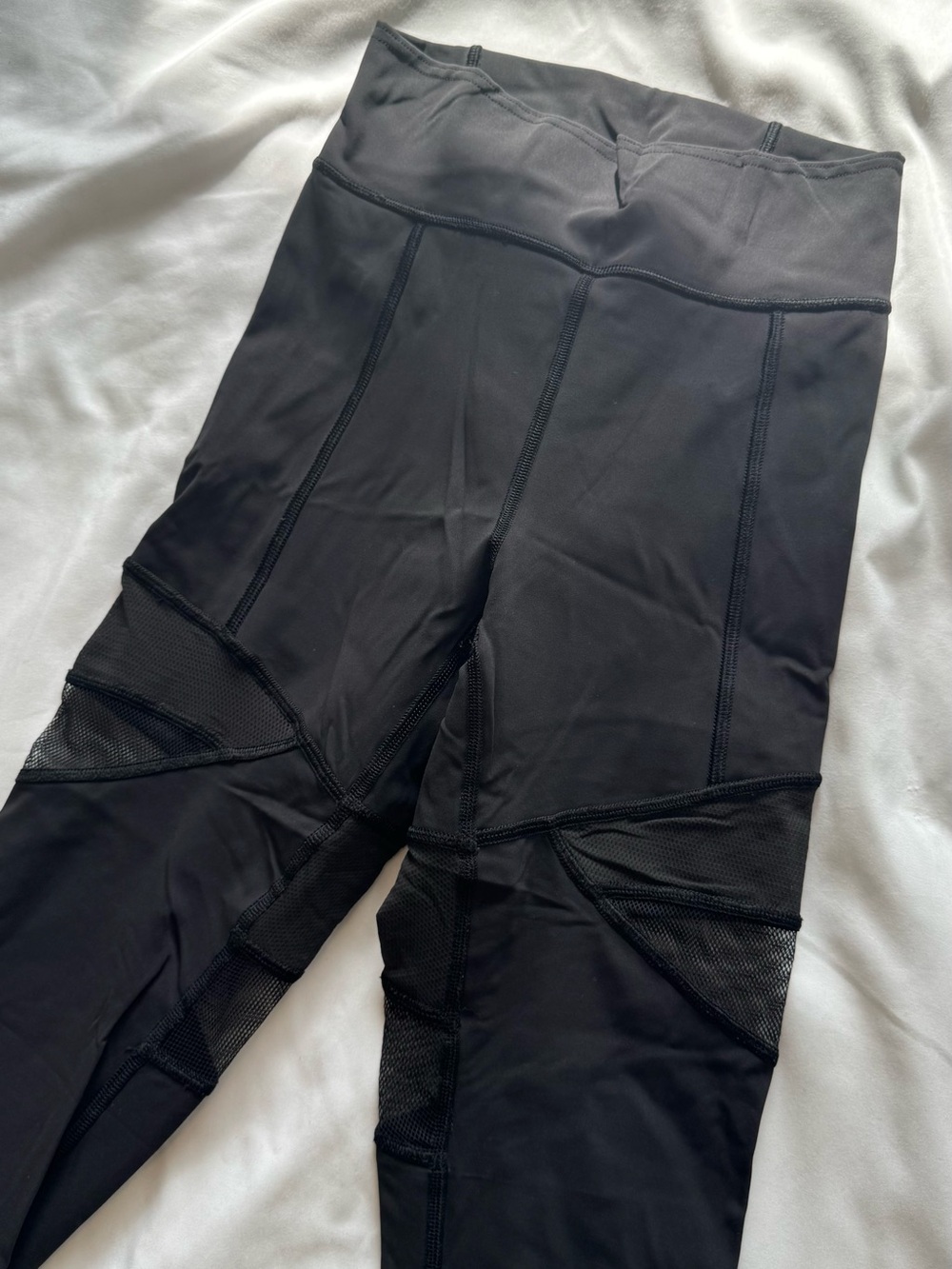Lululemon Forget The Sweat Tight *25"
Black